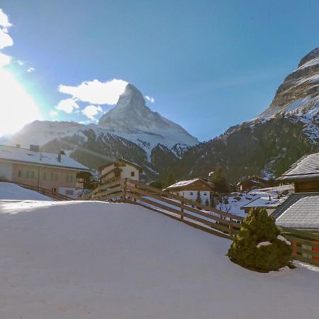 Apartment Silence-1 By Interhome Zermatt Bagian luar foto