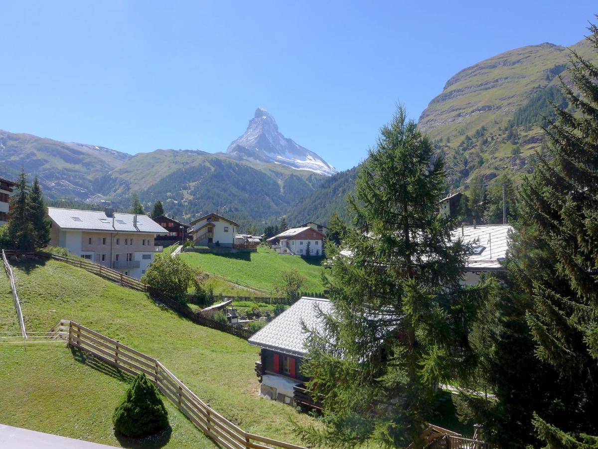 Apartment Silence-1 By Interhome Zermatt Bagian luar foto
